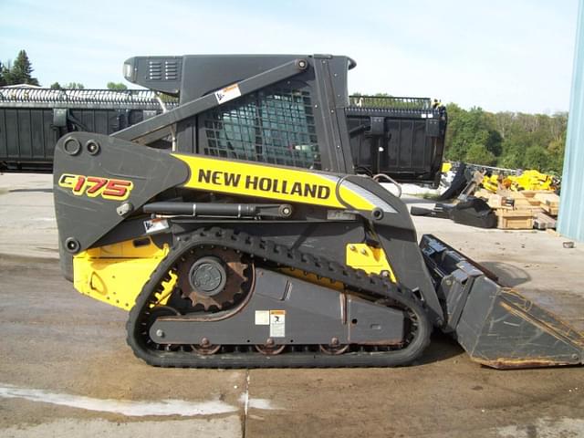 Image of New Holland C175 equipment image 3