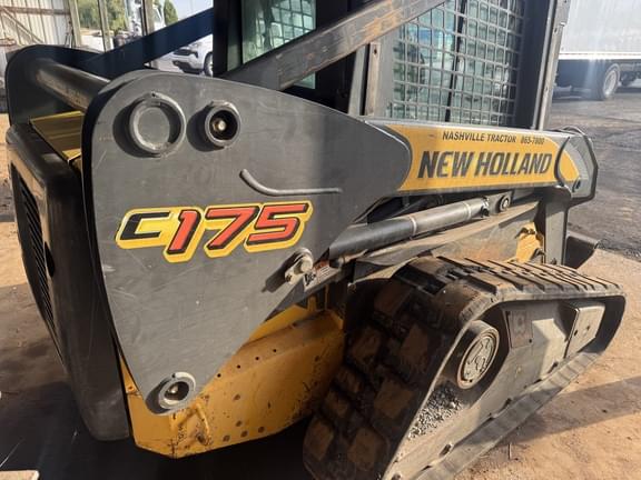 Image of New Holland C175 equipment image 4