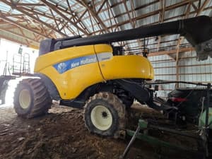 2008 New Holland CR9040 Image