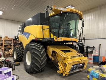 Main image New Holland CR9070