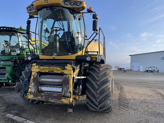 Image of New Holland FR9060 equipment image 4