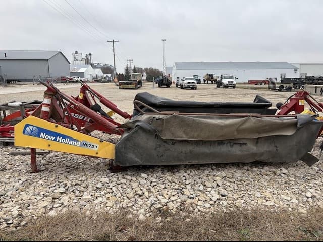 Image of New Holland H6750 equipment image 4