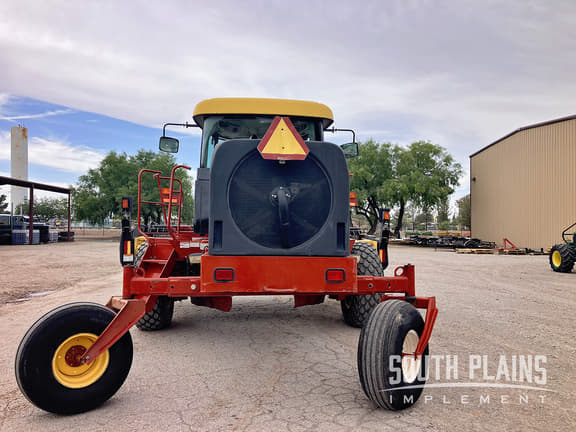 Image of New Holland H8040 equipment image 3