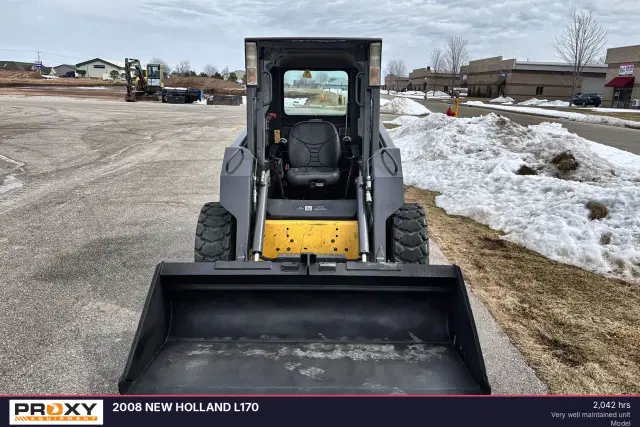 Image of New Holland L170 equipment image 1