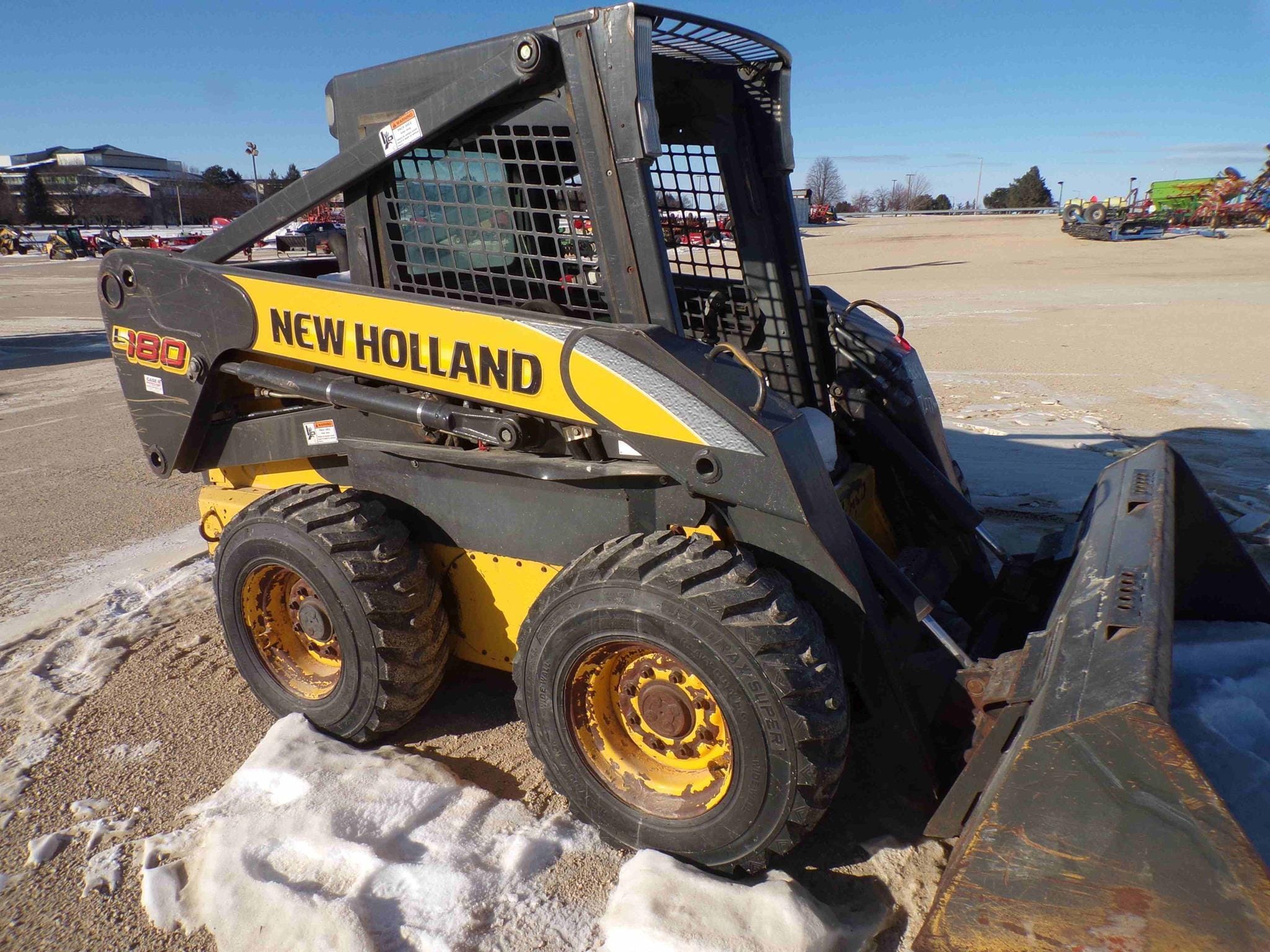 2008 New Holland L180 Equipment Image0