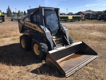 Main image New Holland L185