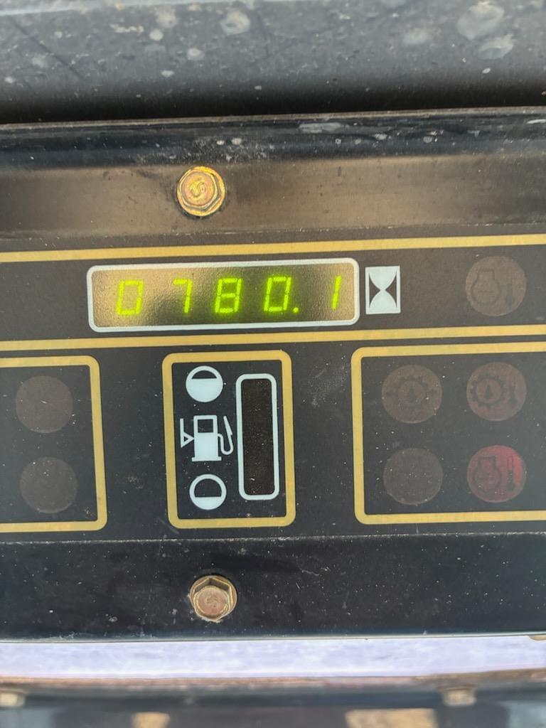 Image of New Holland LS180 Image 1