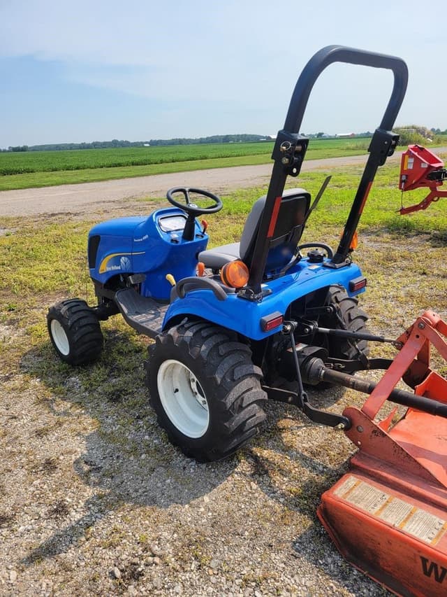 Image of New Holland T1110 equipment image 1