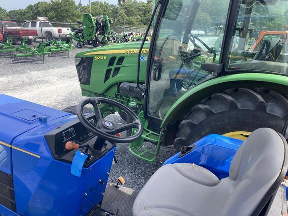 Image of New Holland T1510 equipment image 4