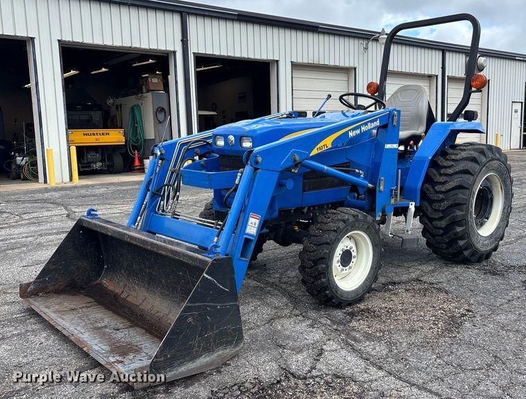2008 New Holland T1520 Equipment Image0