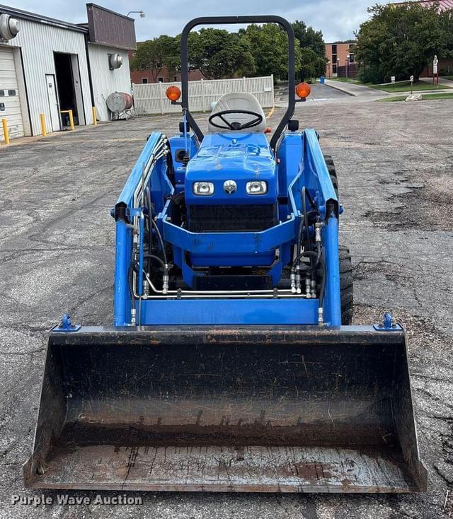 Image of New Holland T1520 equipment image 1