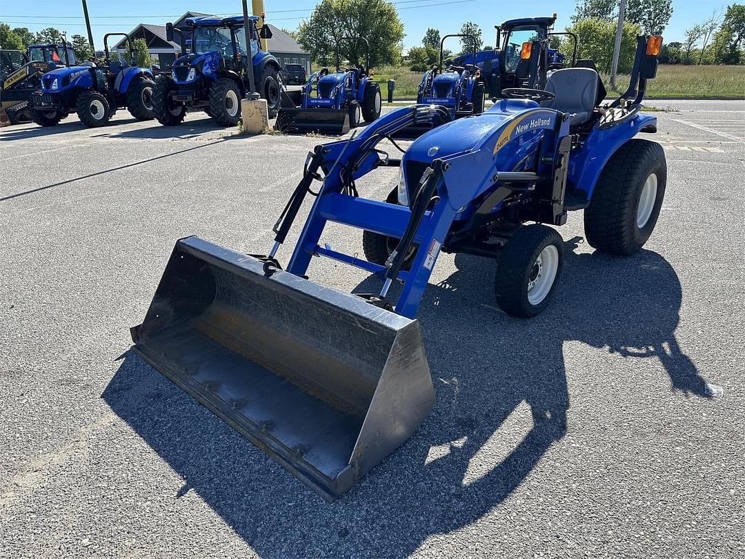 Image of New Holland T2220 Primary image