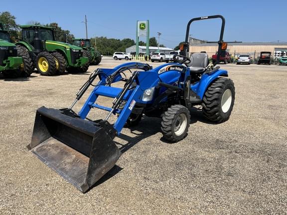 Image of New Holland T2220 equipment image 1