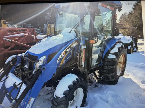 2008 New Holland T2320 Equipment Image0