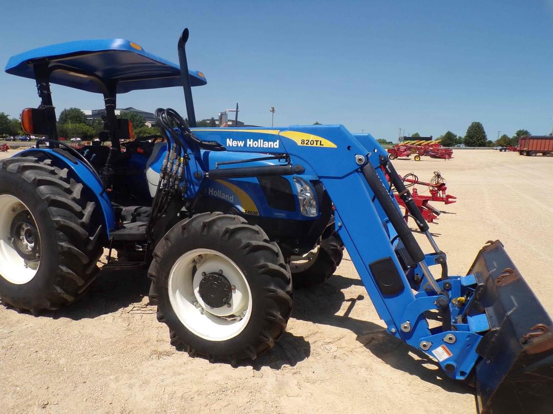 Image of New Holland T4030 Primary image