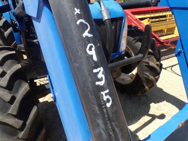 Image of New Holland T4030 equipment image 1