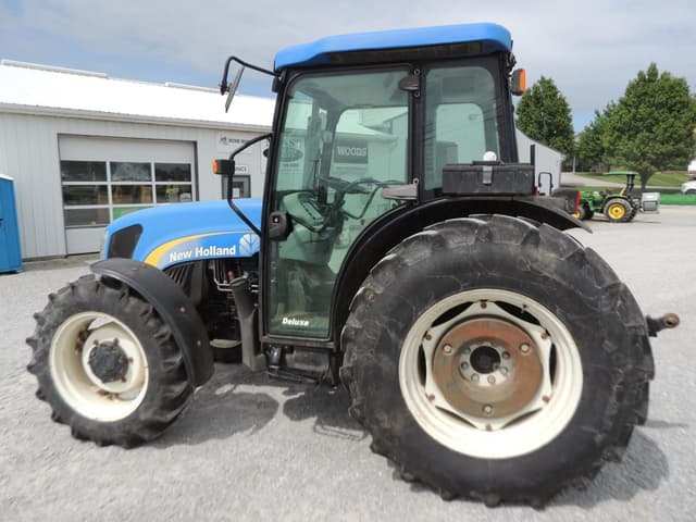Image of New Holland T4040 equipment image 1