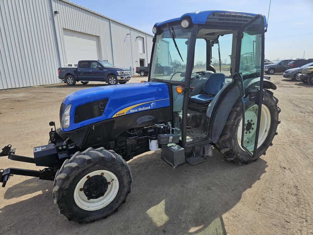 Image of New Holland T4050F Primary image