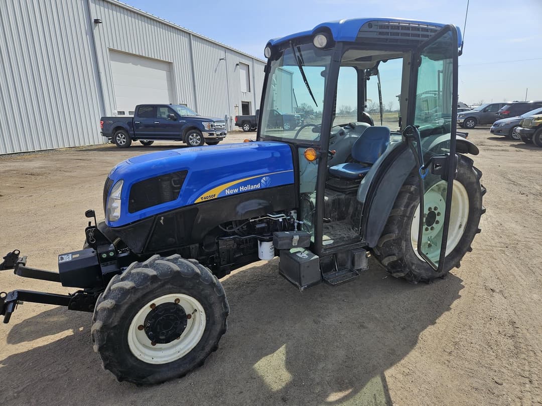 Image of New Holland T4050F Primary image