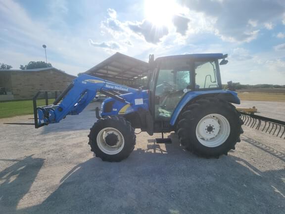 Image of New Holland T5060 Primary image