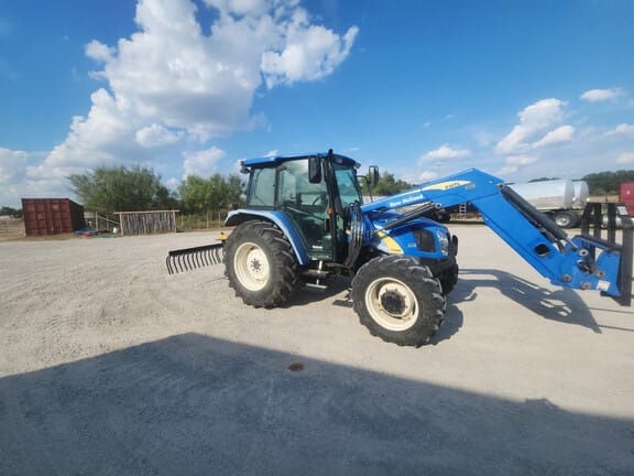 Main image New Holland T5060