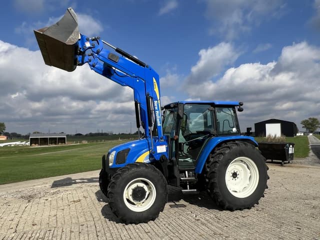 Image of New Holland T5060 equipment image 4