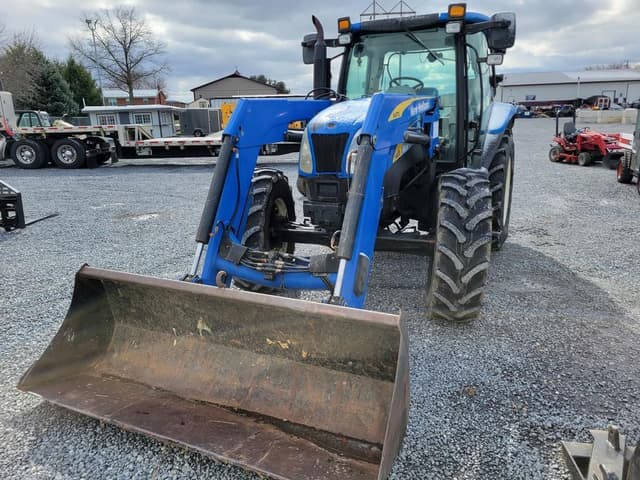 Image of New Holland T6030 equipment image 1