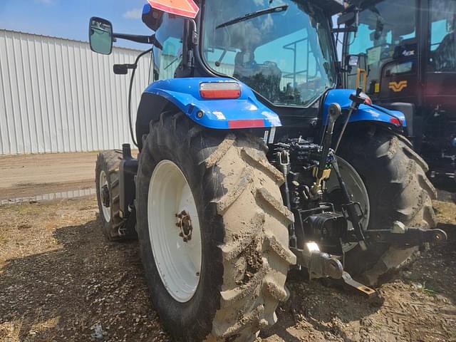 Image of New Holland T6030 equipment image 3
