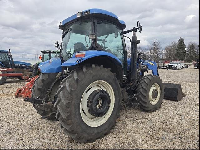 Image of New Holland T6050 Plus equipment image 3