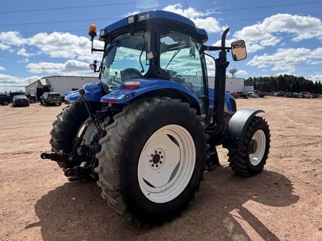 Image of New Holland T6070 equipment image 4
