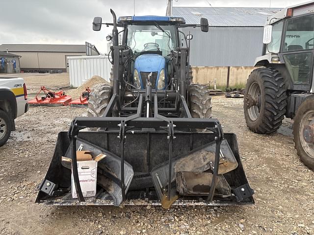 Image of New Holland T6070 Plus equipment image 4