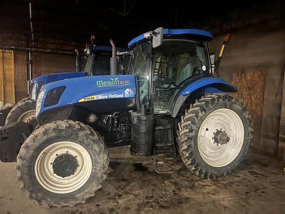 Image of New Holland T7050 equipment image 2