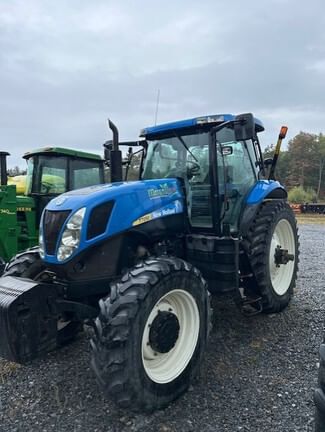 Main image New Holland T7050