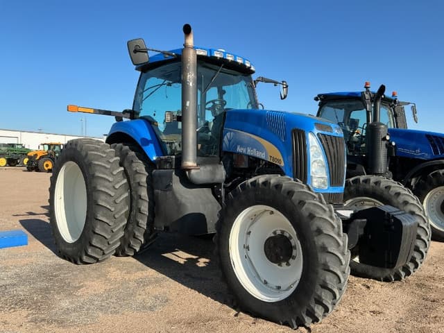 Image of New Holland T8010 equipment image 3