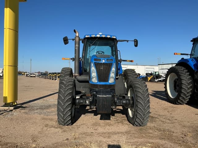 Image of New Holland T8010 equipment image 2