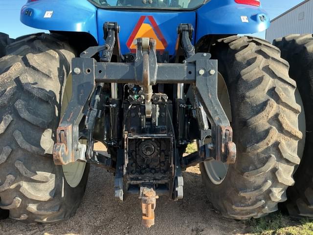 Image of New Holland T8010 equipment image 4