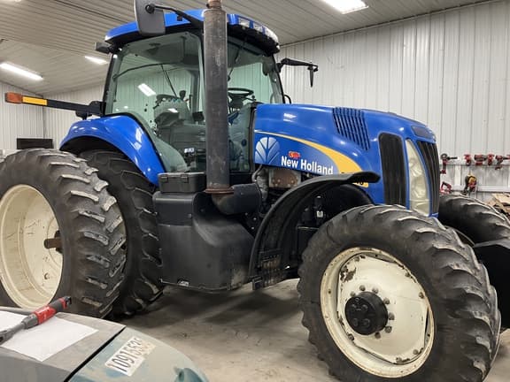 Image of New Holland T8010 equipment image 1