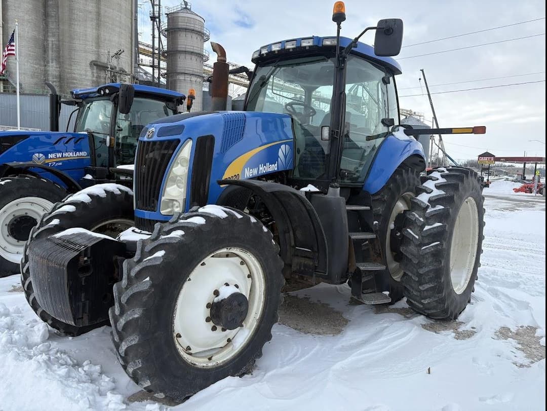 Image of New Holland T8020 Primary image