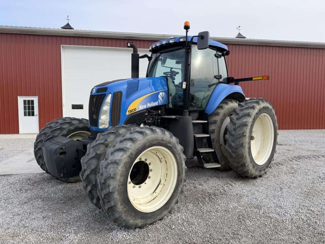 Image of New Holland T8030 equipment image 2
