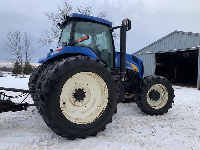 Image of New Holland T8030 equipment image 2