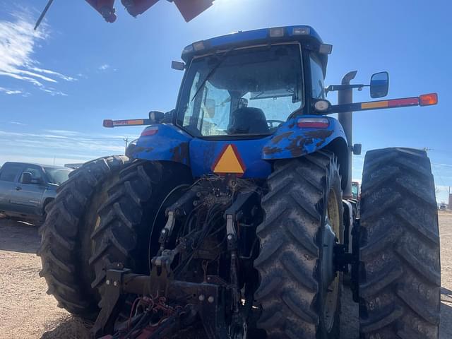 Image of New Holland T8040 equipment image 2