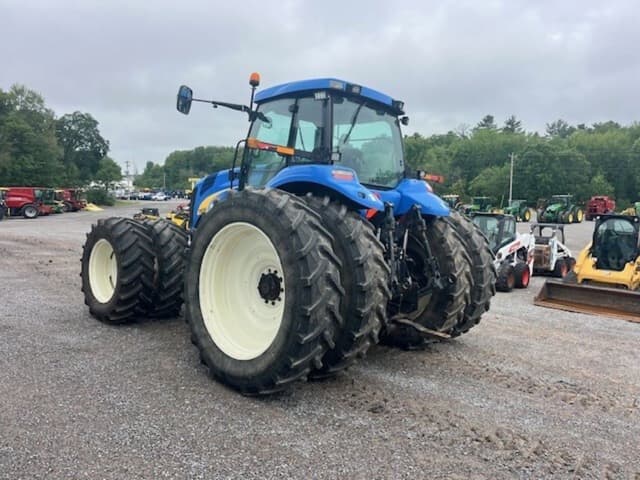Image of New Holland T8050 equipment image 4