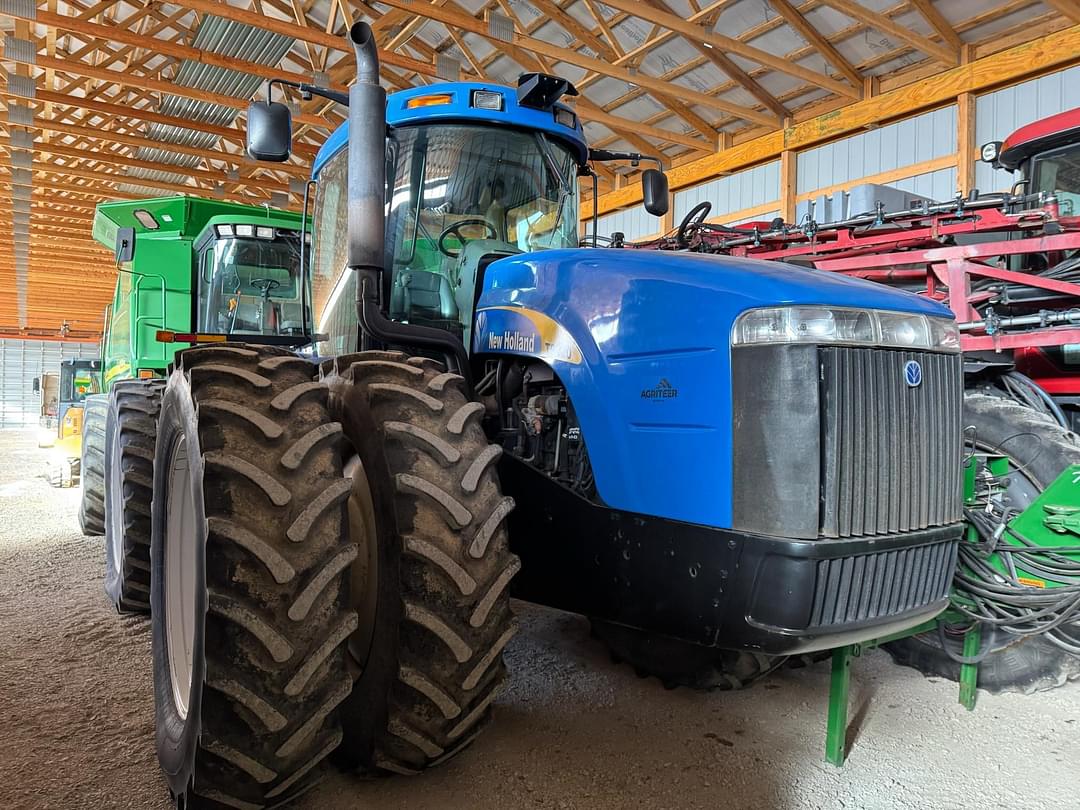 Image of New Holland T9020 Primary image