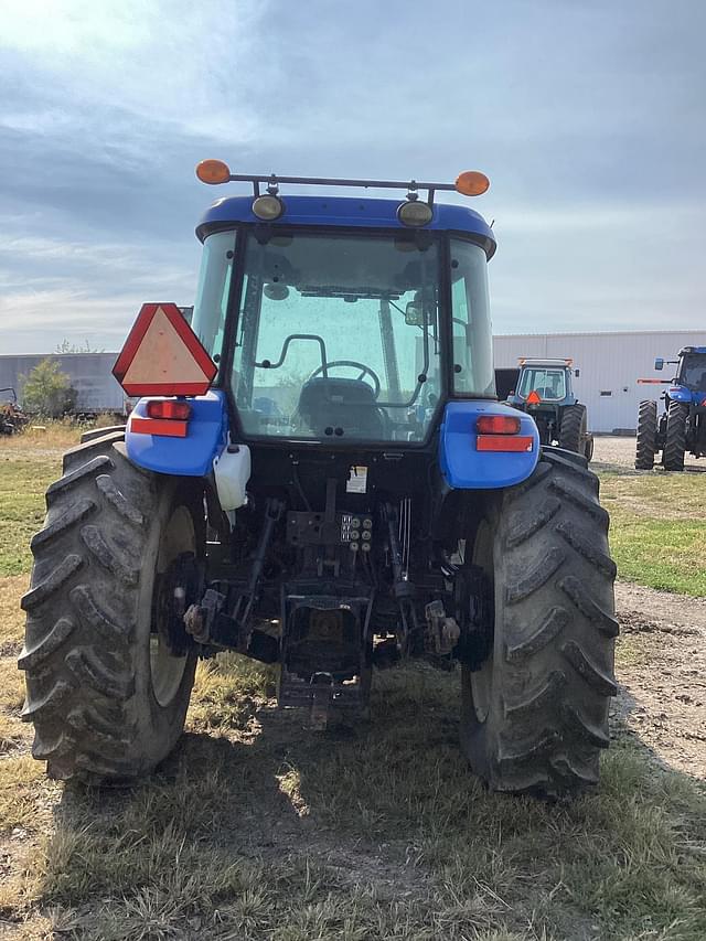 Image of New Holland TD5050 equipment image 3