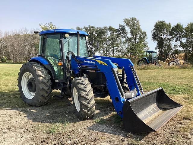 Image of New Holland TD5050 equipment image 2