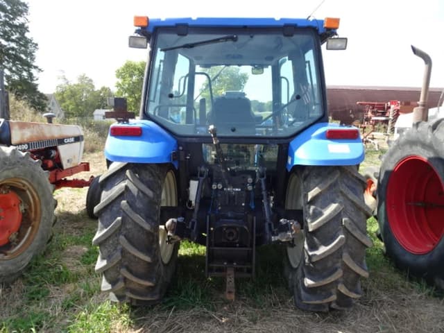 Image of New Holland TL100A equipment image 4