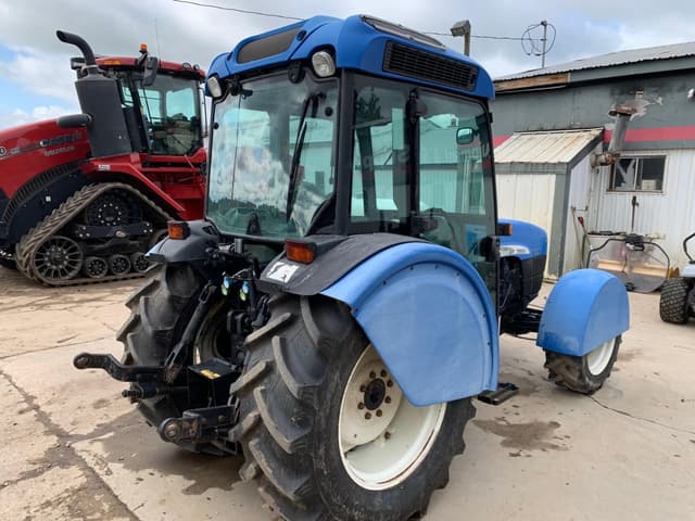 Image of New Holland TN85FA equipment image 2