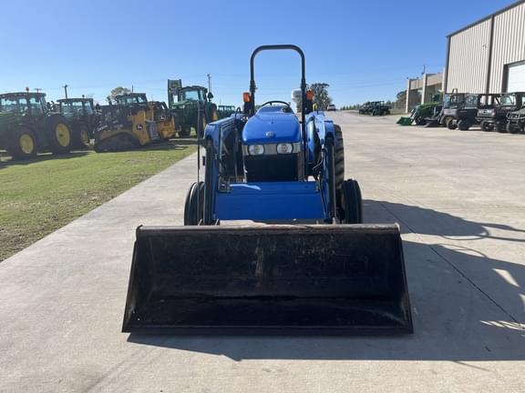 Image of New Holland TT45A equipment image 3