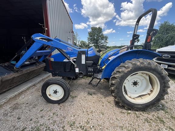 Image of New Holland TT45A equipment image 1