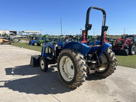 Image of New Holland TT45A equipment image 4